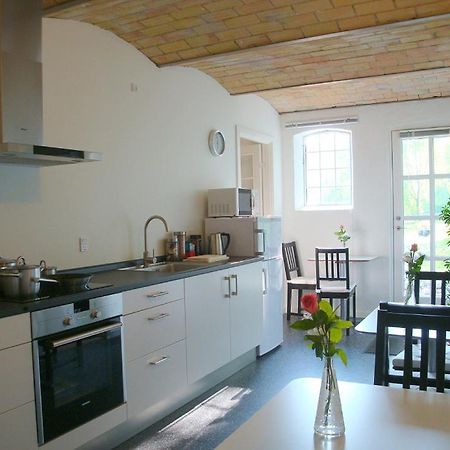 Engelsholm Bed & Breakfast Bredsten  Extérieur photo